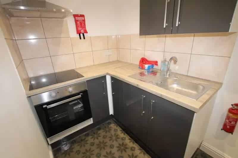 2 Bedroom Flat To Rent