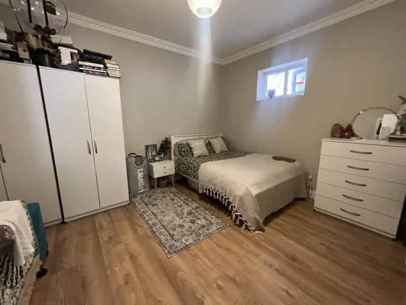 1 Bedroom Apartment Available Mid June All Bills Included
