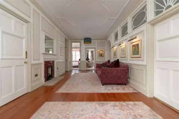 Stunning Edinburgh Residence  Meticulously Refurbished