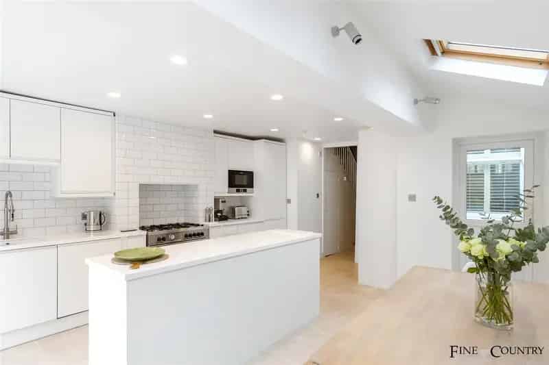 3 Bedroom Terraced House West Hampstead
