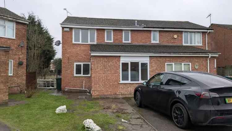 4 Bedroom Semi Detached House To Rent