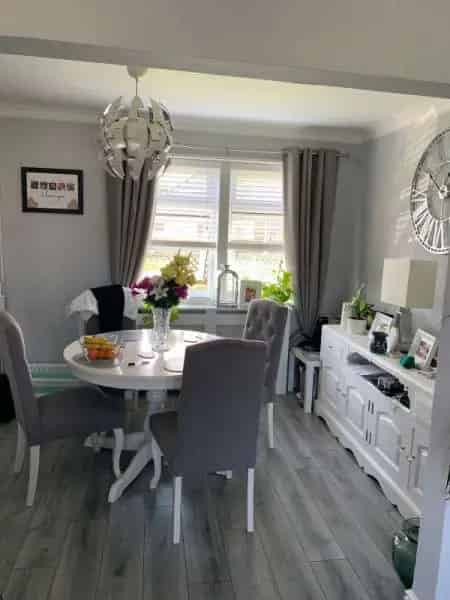 3 Bedroom Modern Council House - Quiet Location