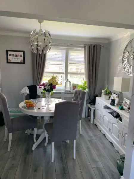 House For Rent in Castle Point, England