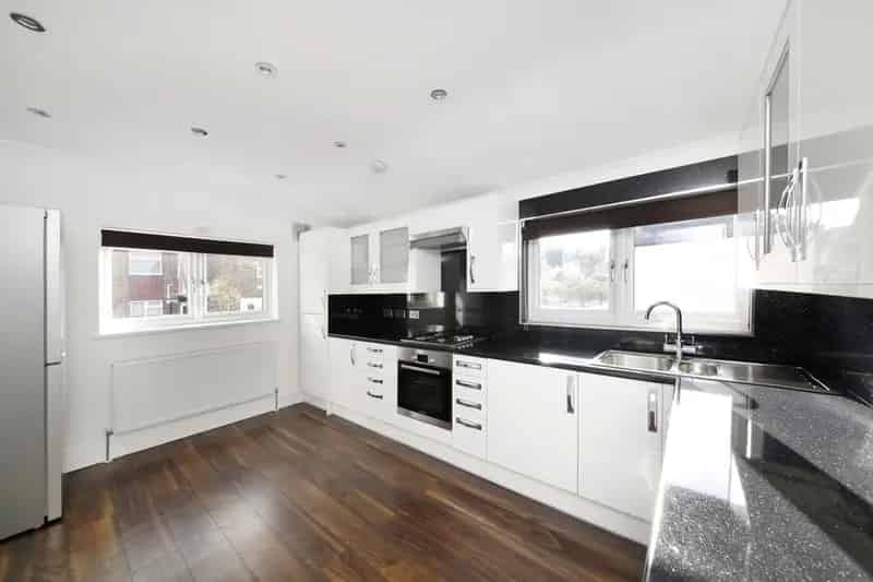 3 Bedroom Apartment House to Rent in Dulwich