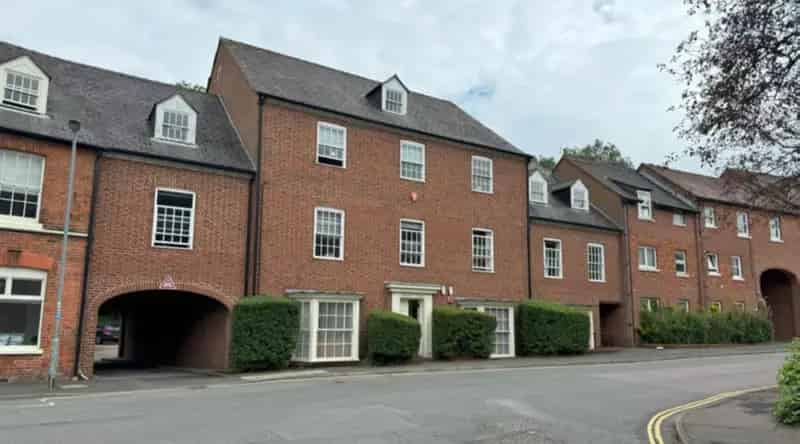 Freehold Office Investment Old Hatfield  £86950 Annual Rental Income