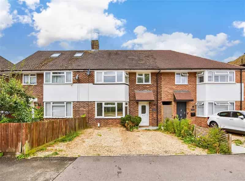 4 bedroom terraced house for sale