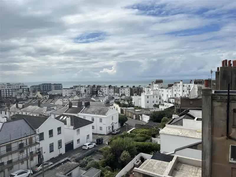 4 Bedroom Apartment Brighton Grade I Listed Building Sussex Square