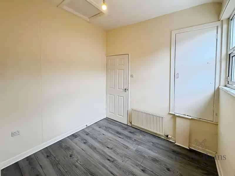 2 Bedroom Mid Terrace House to Rent Liverpool Merseyside L8