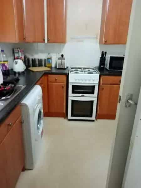 One Bed Flat Near Loch Lomond Balloch Train Station