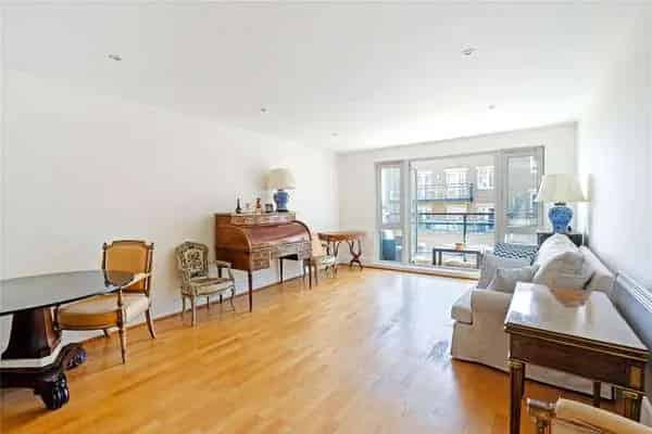 River View Apartment Putney SW15 2 Double Bedrooms Parking Gym Concierge