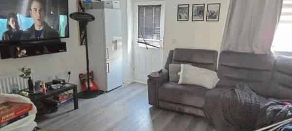 3 Bed New Build House - New Flooring & Landscaped Garden