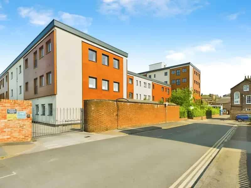 2 Bedroom Flat for Sale in York City Centre