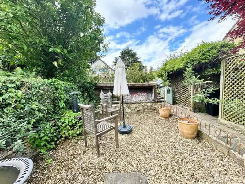 2 bedroom cottage