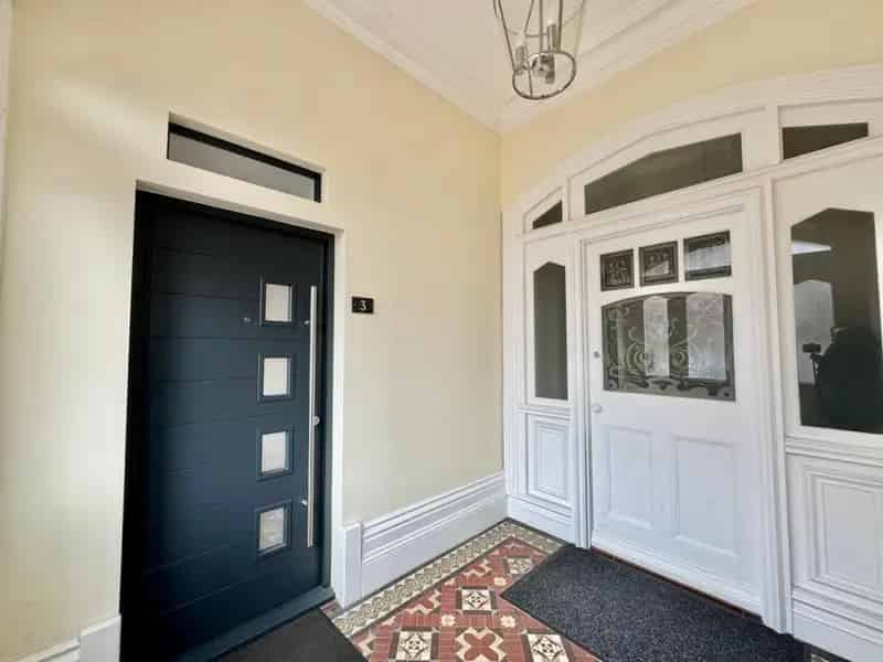 3 Bedroom Maisonette for Sale Near Bournemouth Town Centre