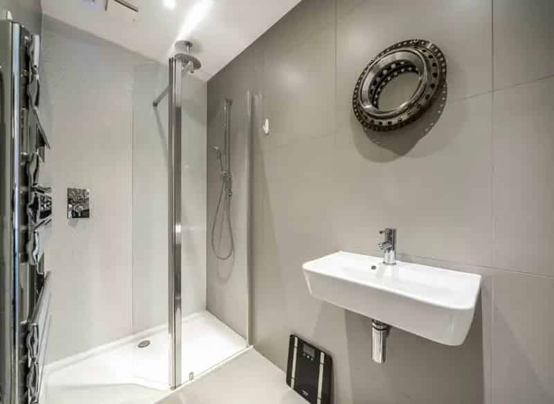 One Bedroom Apartment near Ravenscourt Hammersmith Stations