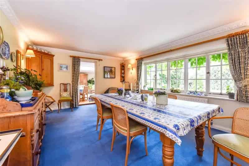 7.5 Acre Village House South Downs National Park Modern Barn Stabling