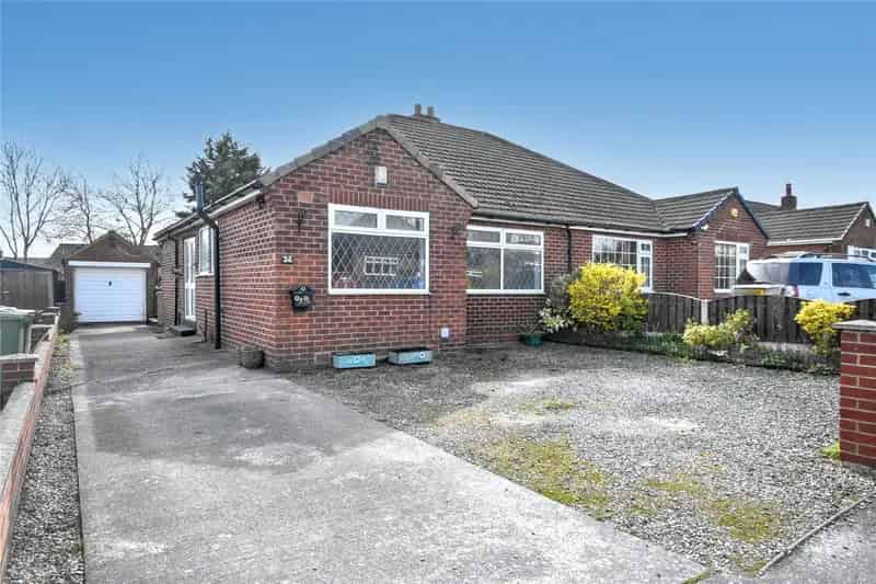 Semi Detached Bungalow in Scholes, Leeds