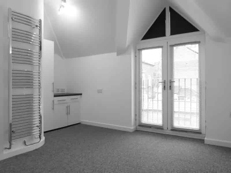 1 Bedroom Flat To Rent Available June 20 2025