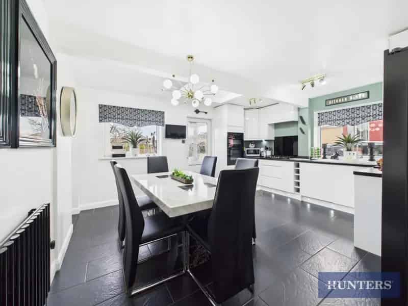2 Bedroom Bungalow For Sale Near Filey Beach