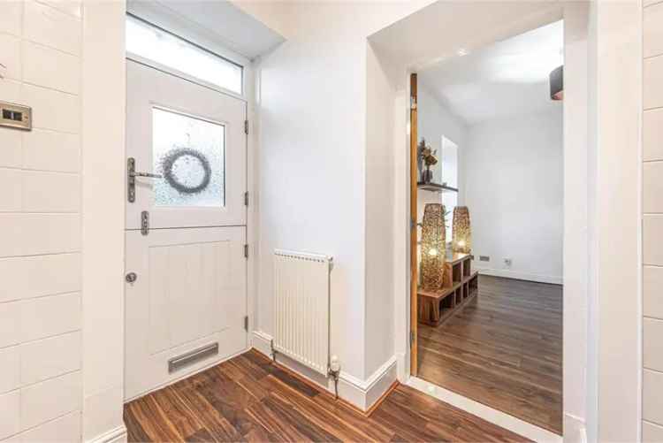 1 Bed House - End Terraced with 1 Reception Room