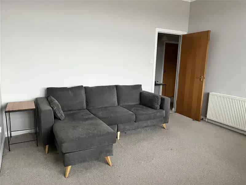 2 Bedroom City Centre Apartment Edinburgh Castle Views
