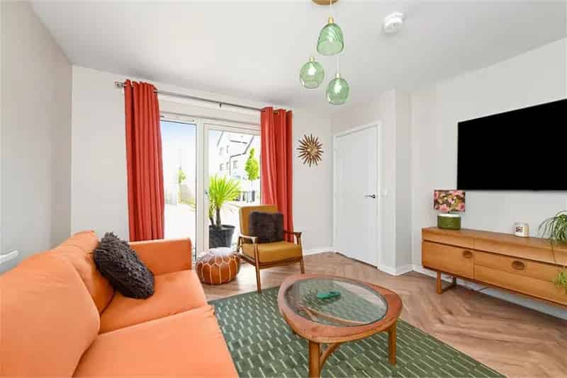 3 Bed End Terrace House Sighthill Edinburgh