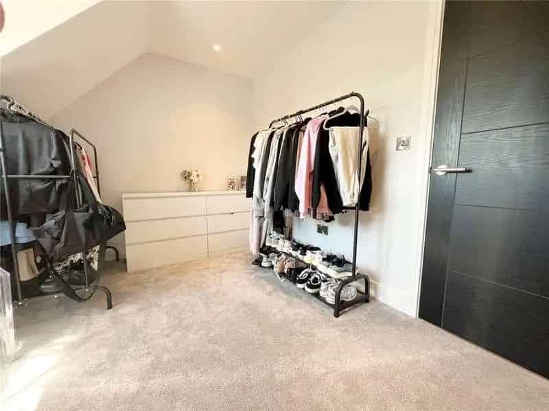 Luxury 4 5 Bed Detached House Stunning Views South Facing Garden