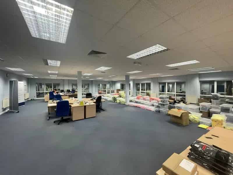 Modern Warehouse Unit For Sale 14501 sq ft