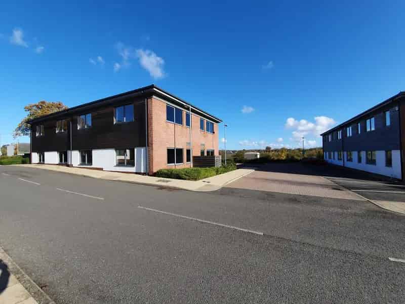 Modern Detached Two-Storey Office Near Stansted Airport