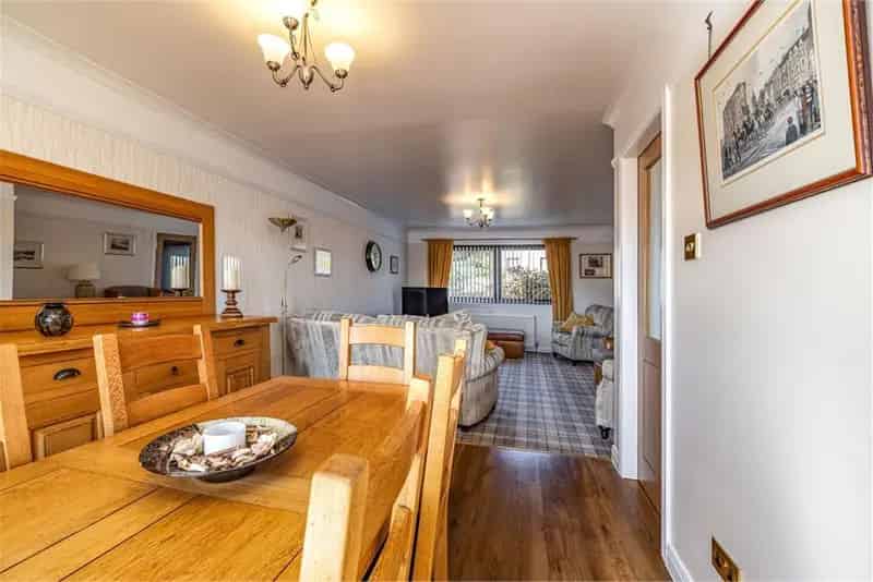 3 Bed House Panoramic Views Hawick Golf Course