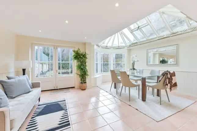 5 Bedroom Family Home for Sale in Fulham Broadway SW6