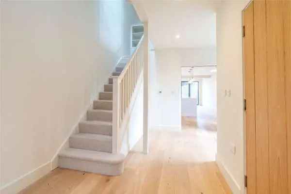 New 3-Floor Home with Garden Studio and Parking