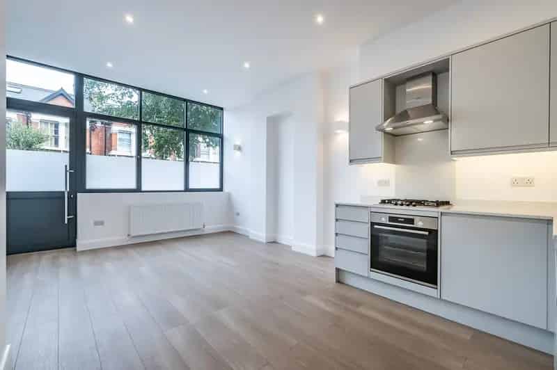 1 bedroom flat for sale