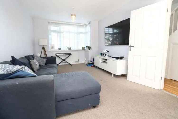 4 Bedroom Semi Detached House for Sale in Whitnash