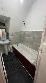 4 rooms flat of 125 m² in London