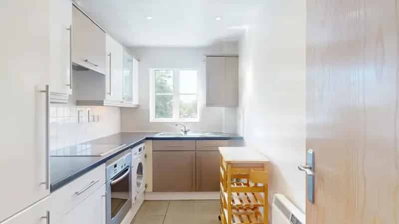 2 Bedroom Flat To Rent Available 23082025