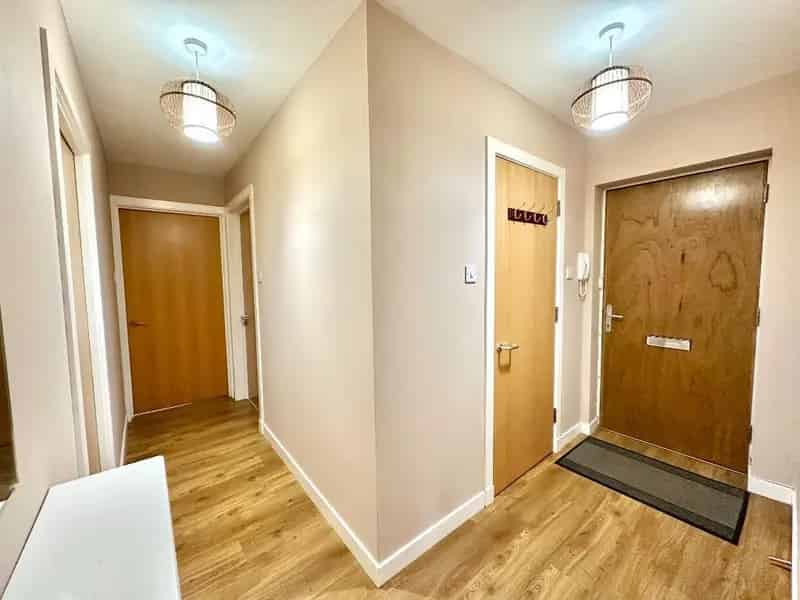 2 Bedroom Flat to Rent Dennistoun