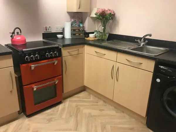 Flat For Rent in Leeds, England