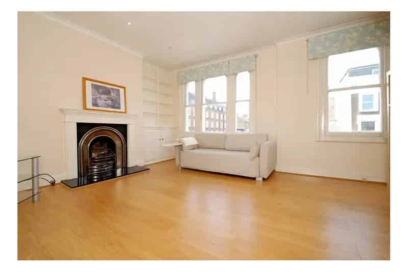 Spacious 2-Bedroom Apartment New Kings Road