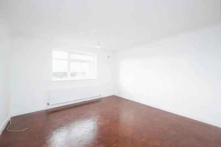 2 bedroom Flat
 For Sale