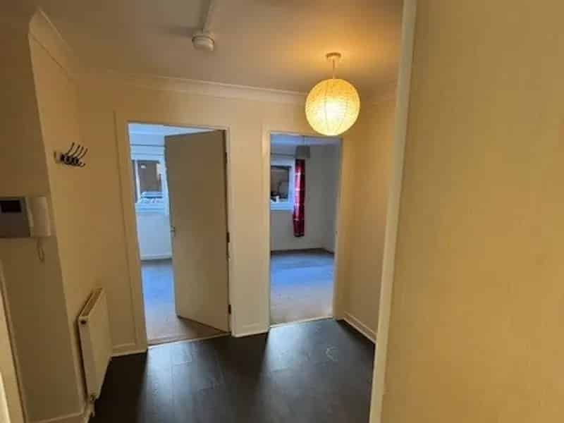 Modern 2-Bedroom Flat in Dennistoun