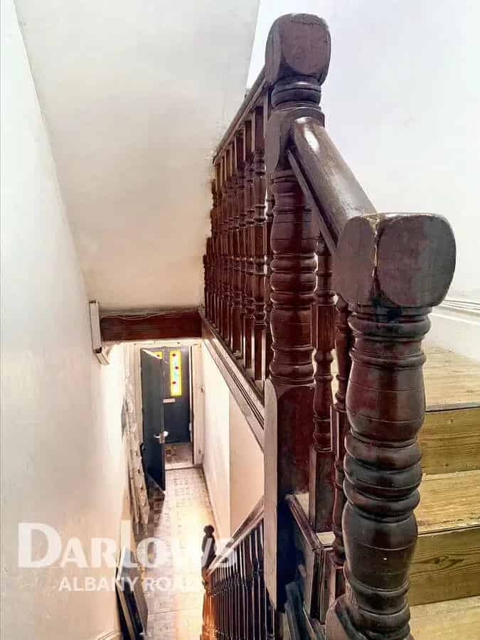 5 Bedroom Apartment Block for Sale