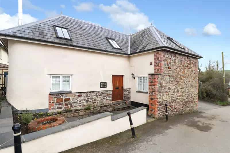 3 Bedroom Barn Conversion Bishops Nympton Detached House for Sale