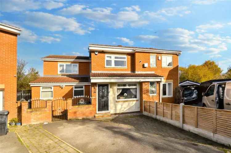 3 bedroom semi-detached house for sale