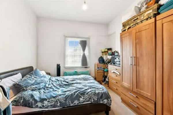 Studio Apartment for Sale in London SW1V