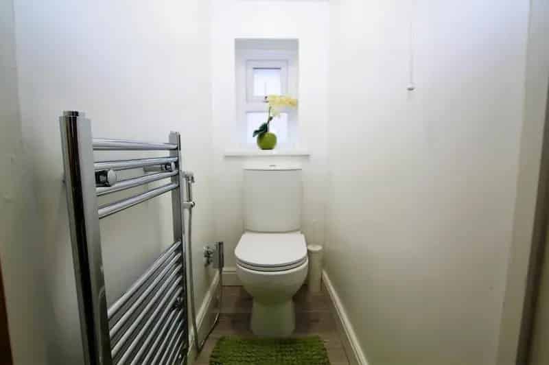 4 Bed Semi Detached House for Sale
