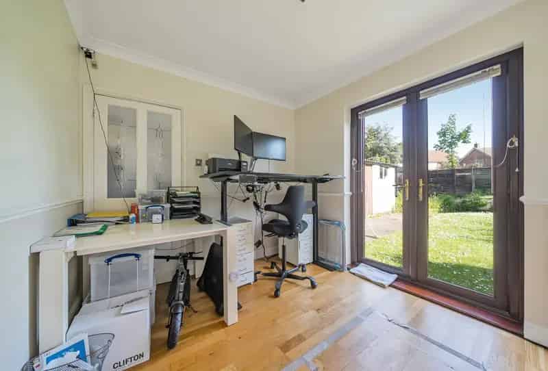 2 Bedroom House for Sale Detached Garage Garden