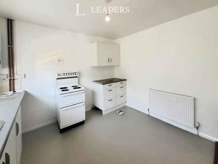 3 Bedroom Semi Detached House with Garage and Driveway No Deposit Option