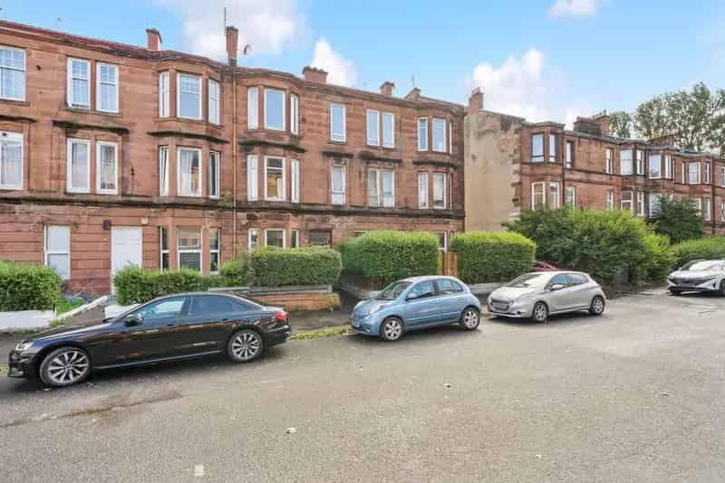 1 Bedroom Flat for Sale Shawlands