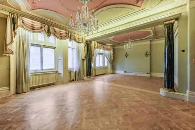 3 Bed Knightsbridge Apartment Development Opportunity